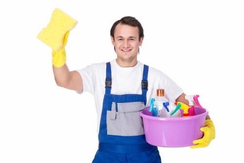 Commercial deep cleaning service for a BR3 business